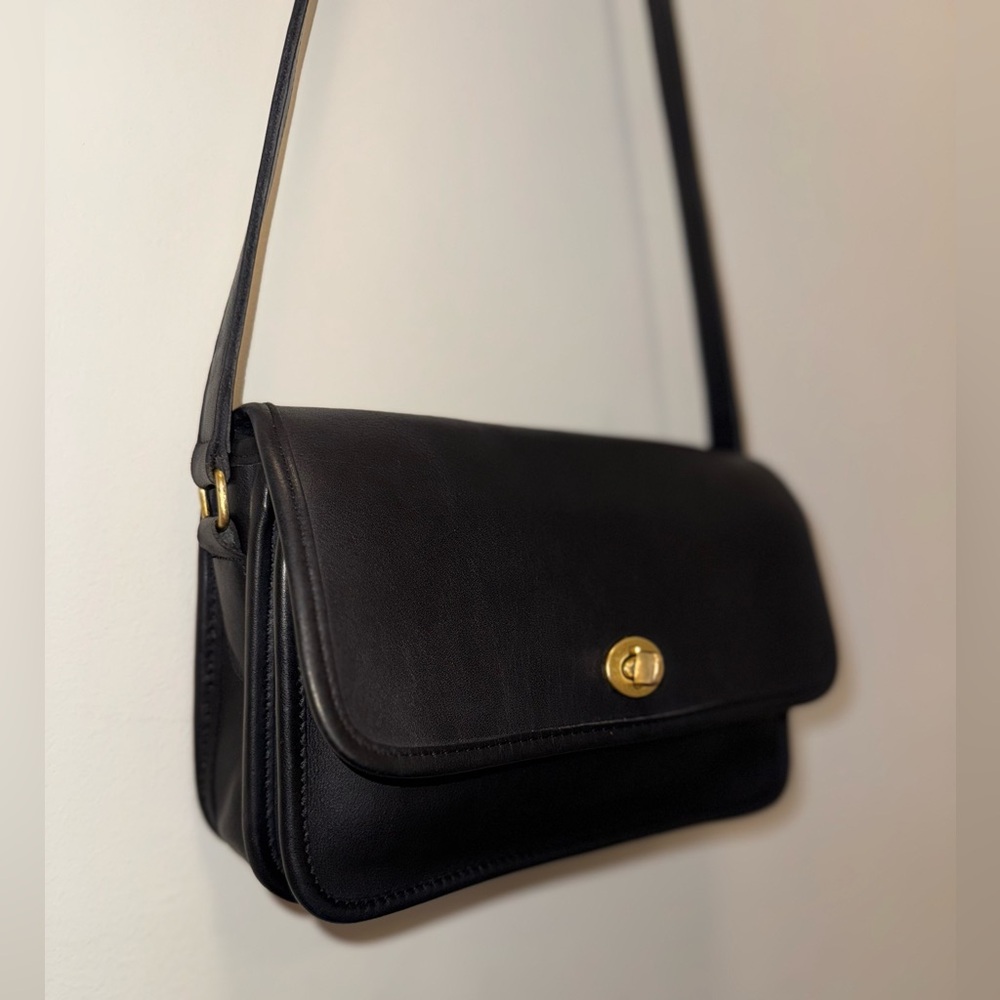 Vintage COACH City Bag